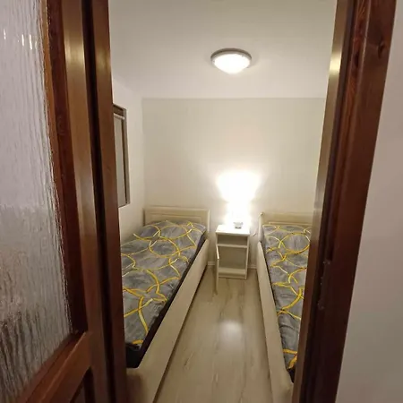 U Sasiada * Zelistrzewo