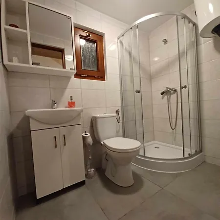 U Sasiada بيت للعطل *