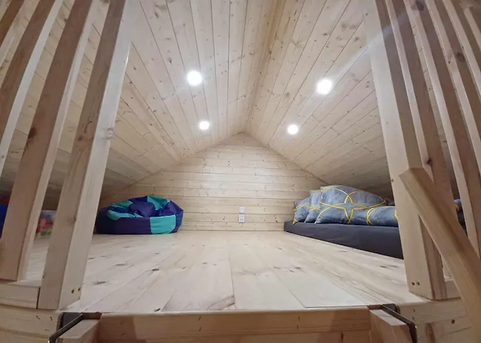 U Sasiada بيت للعطل